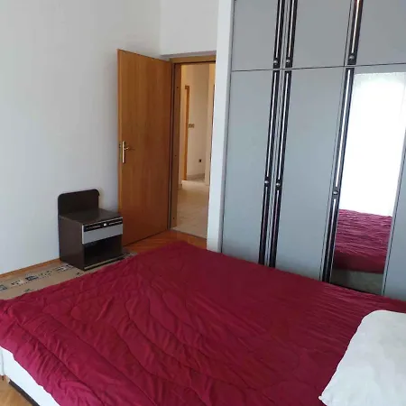 4 Appartement Petrcane